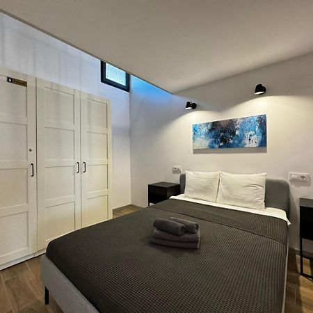 Melia Y Fuster 23C Aparthotel Valenza Esterno foto