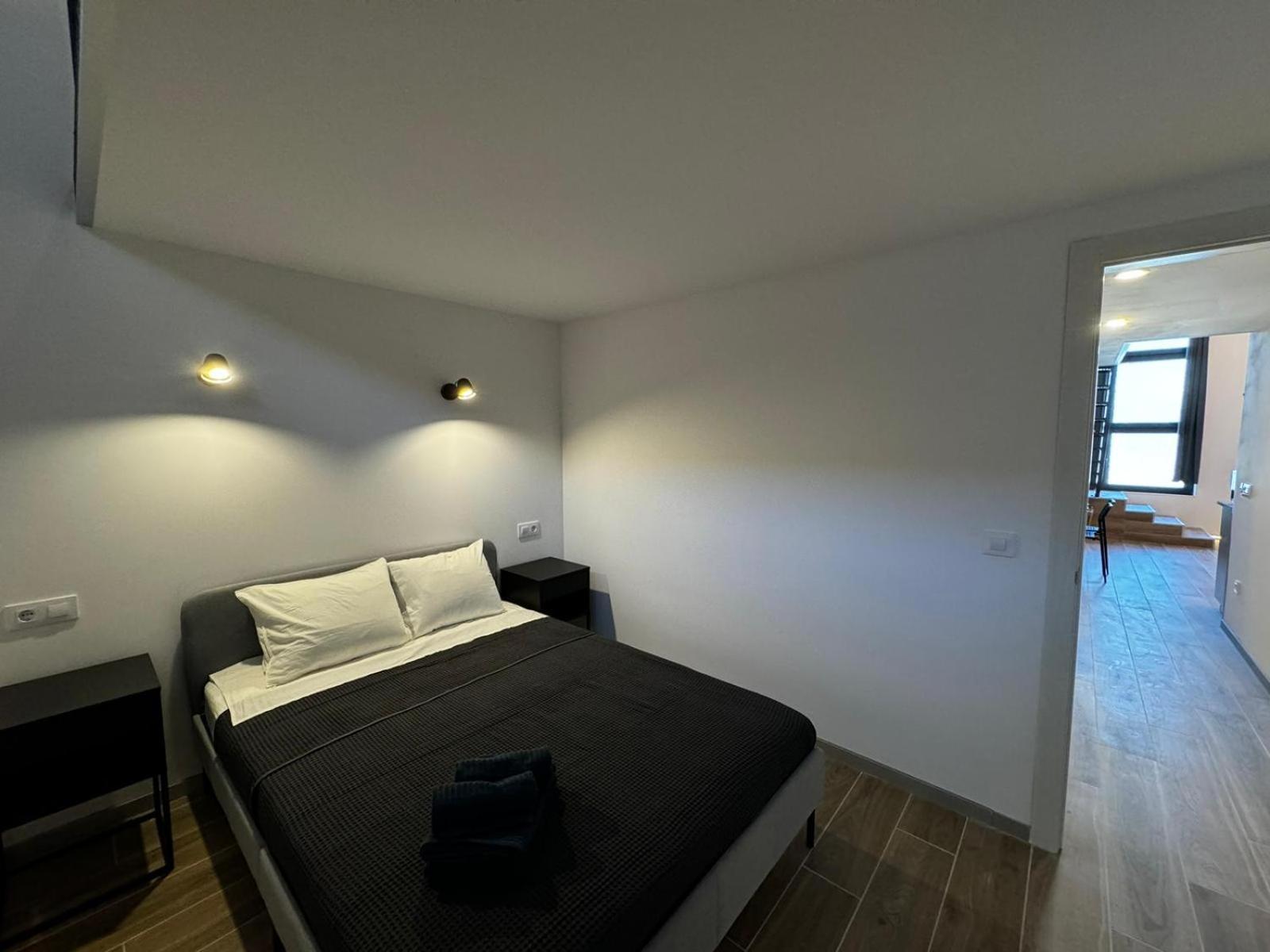 Melia Y Fuster 23C Aparthotel Valenza Esterno foto