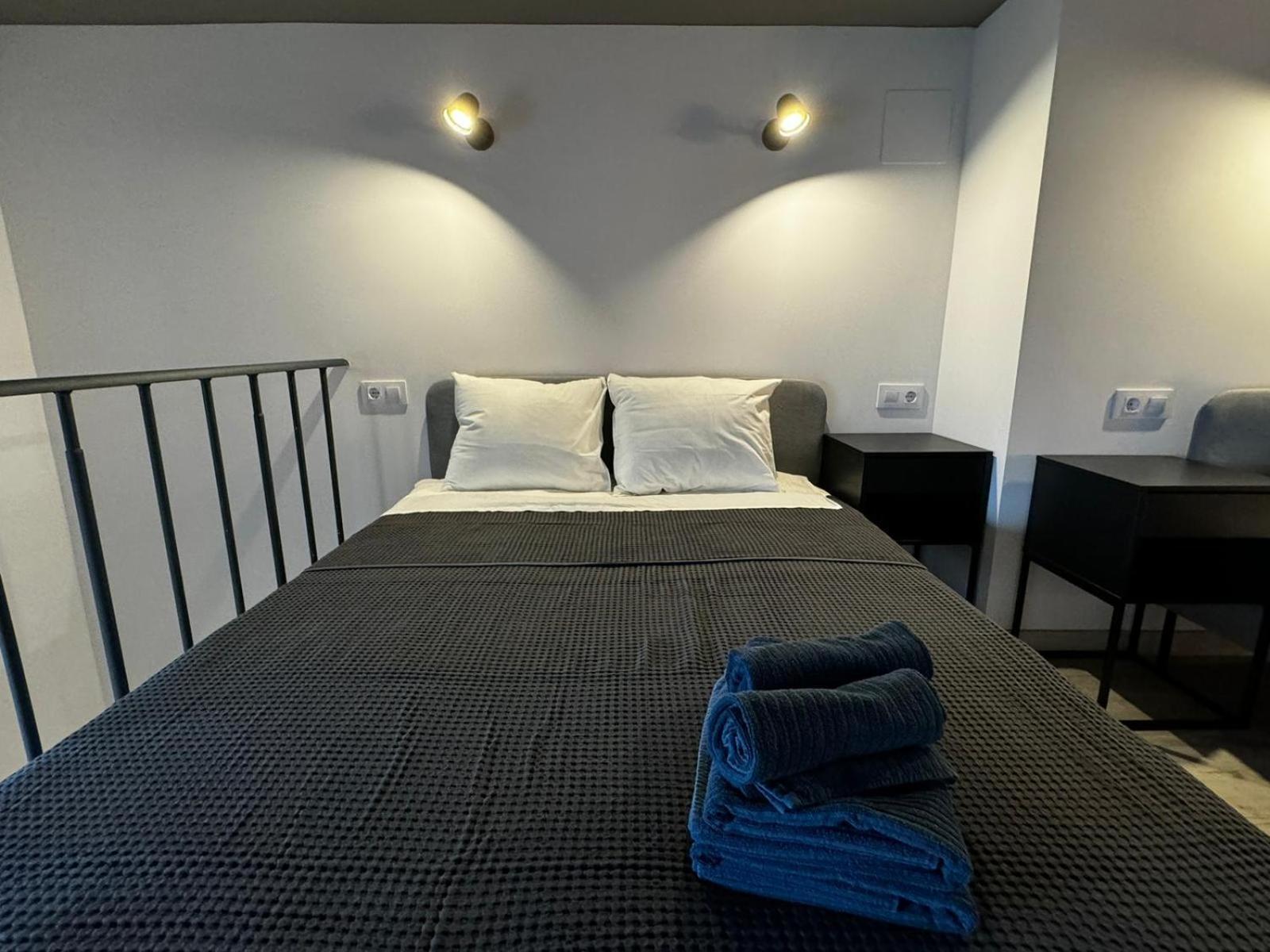 Melia Y Fuster 23C Aparthotel Valenza Esterno foto