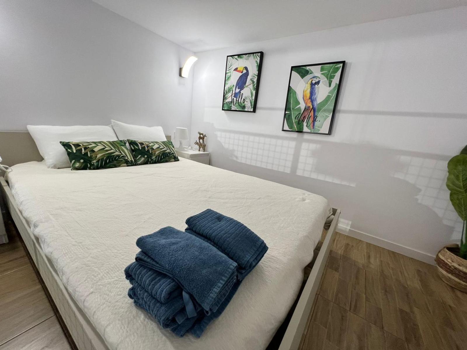 Melia Y Fuster 23C Aparthotel Valenza Esterno foto